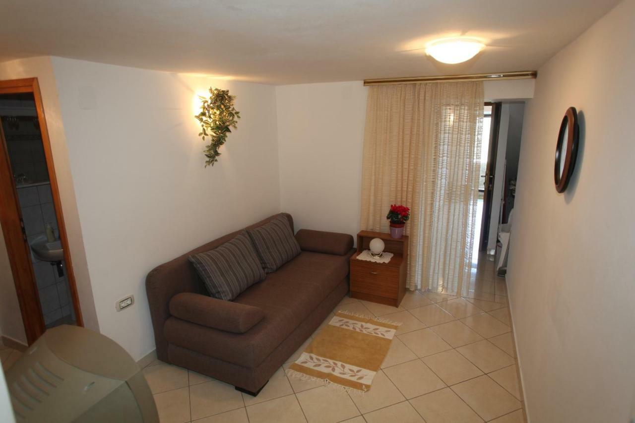 Accommodation Lily Vrana  Εξωτερικό φωτογραφία
