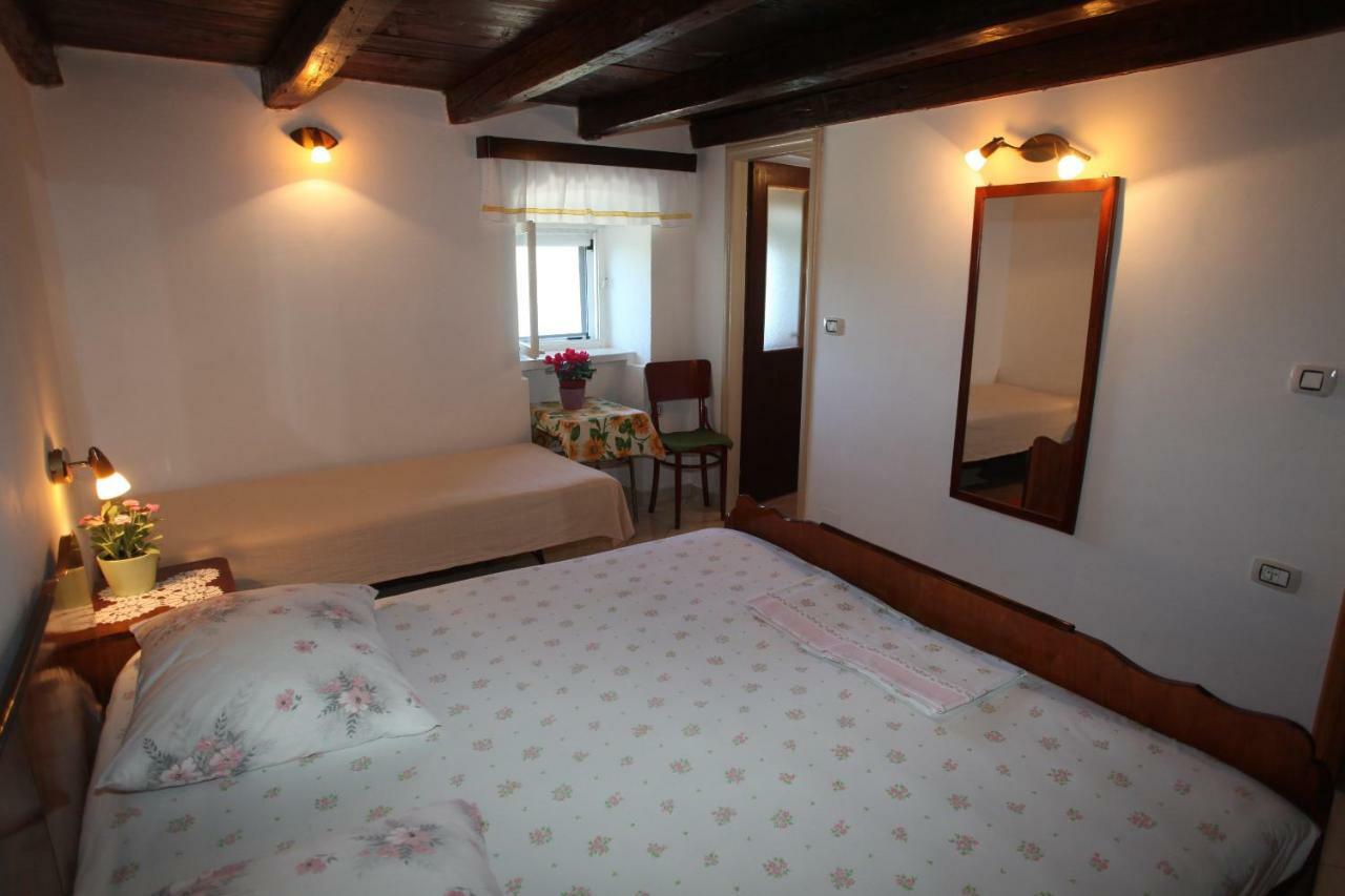Accommodation Lily Vrana  Εξωτερικό φωτογραφία